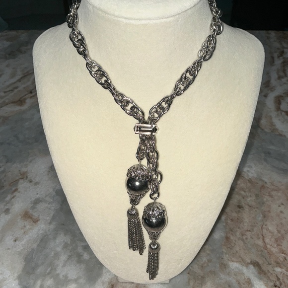 #45. VINTAGE ADJUSTABLE 28" LARIAT NECKLACE W TASSELS - Picture 1 of 2